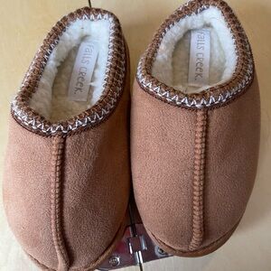 Falls Creek Brown Slippers with Soft Lining